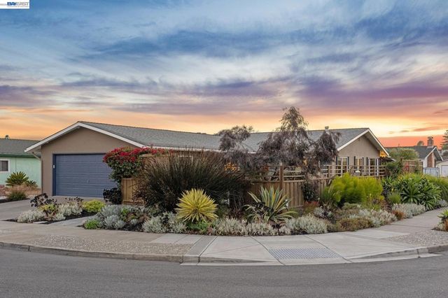 429 HARBOR LIGHT ROAD, Alameda, CA 94501