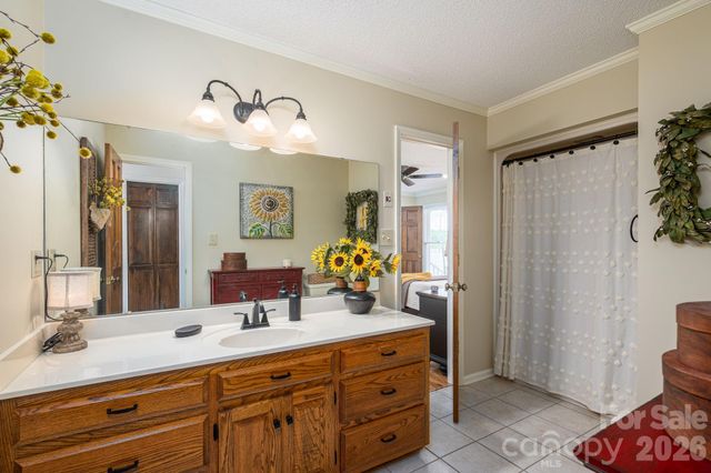 1327 Startown Road, Lincolnton, NC 28092