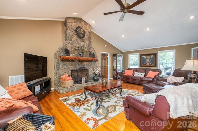 1327 Startown Road, Lincolnton, NC 28092