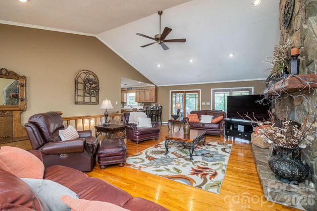1327 Startown Road, Lincolnton, NC 28092
