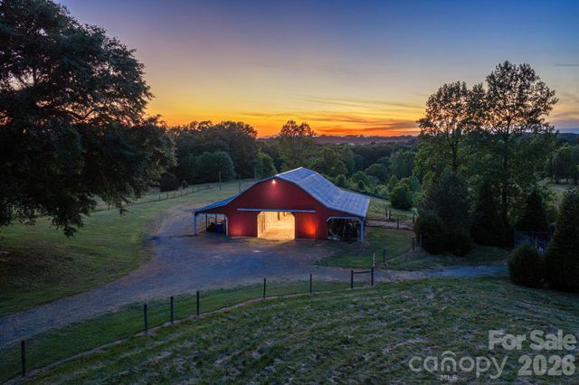 1327 Startown Road, Lincolnton, NC 28092