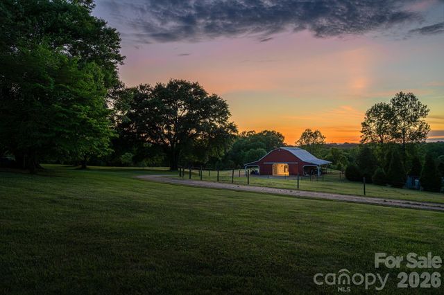 1327 Startown Road, Lincolnton, NC 28092