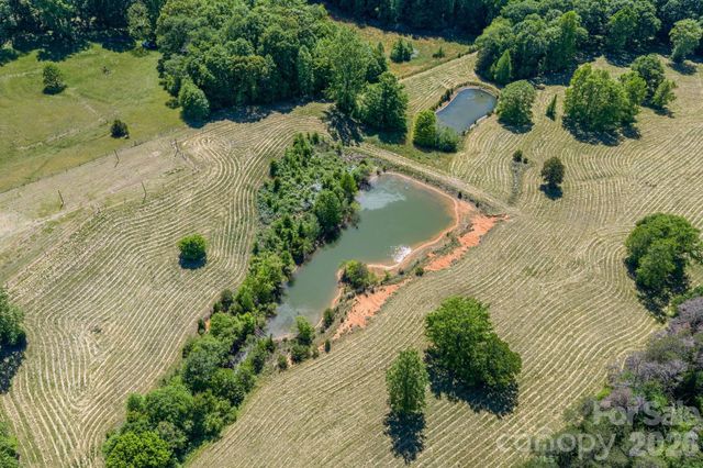 1327 Startown Road, Lincolnton, NC 28092