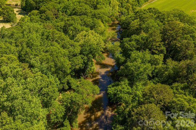 1327 Startown Road, Lincolnton, NC 28092