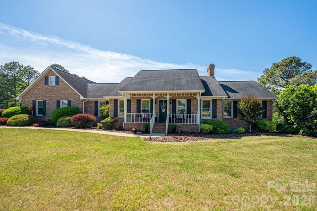 1327 Startown Road, Lincolnton, NC 28092