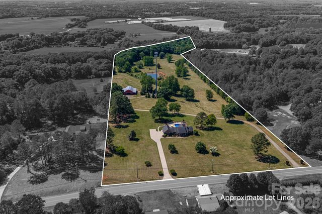 1327 Startown Road, Lincolnton, NC 28092