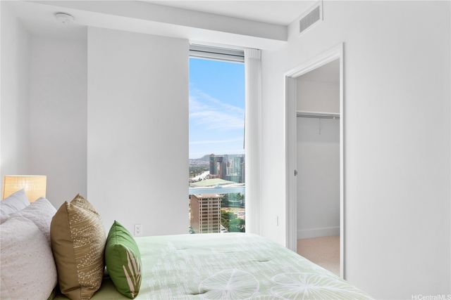 629 Keeaumoku Street 3401, Honolulu, HI 96814