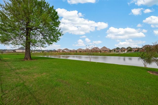 24723 Songlark Bend Drive, Tomball, TX 77375