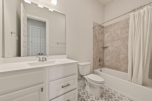 24723 Songlark Bend Drive, Tomball, TX 77375