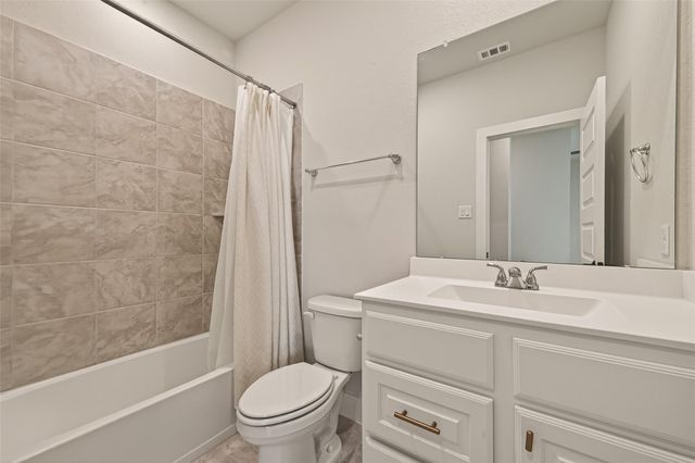 24723 Songlark Bend Drive, Tomball, TX 77375