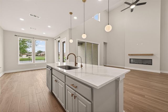 24723 Songlark Bend Drive, Tomball, TX 77375