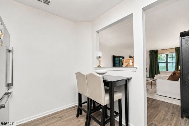 503 Chester Ct, Helmetta Boro, NJ 08828