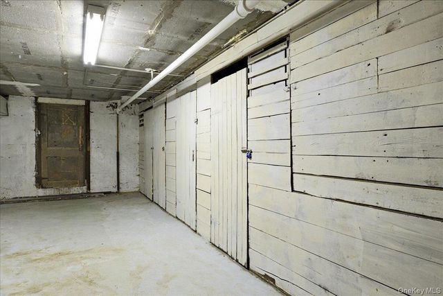 60-58 60th Road, Maspeth, NY 11378