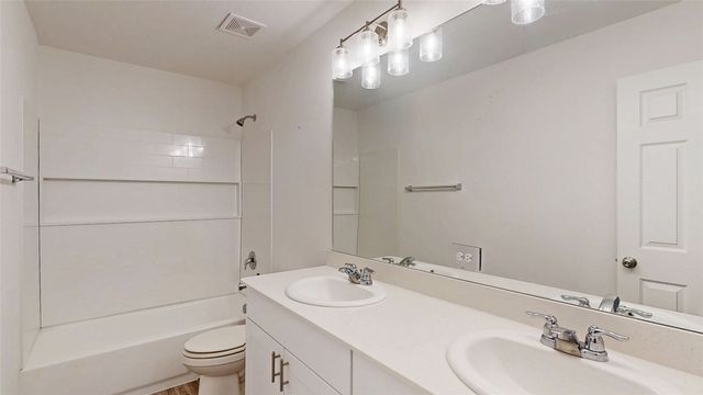 4536 Benham Drive, Fort Worth, TX 76036