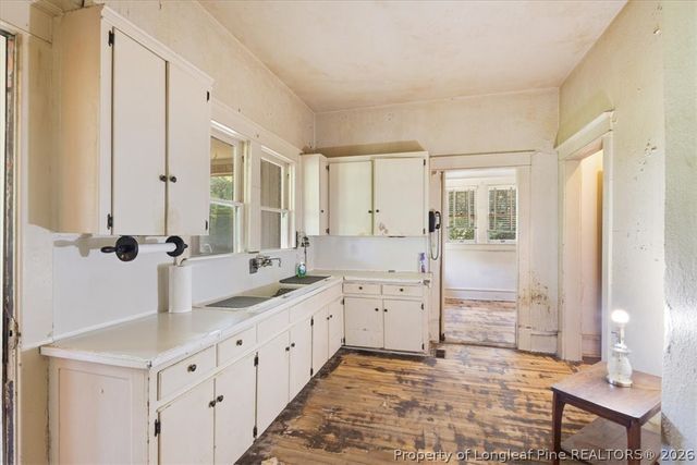 554 W Broad Street, St Pauls, NC 28384