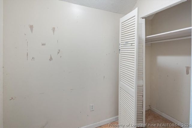 554 W Broad Street, St Pauls, NC 28384