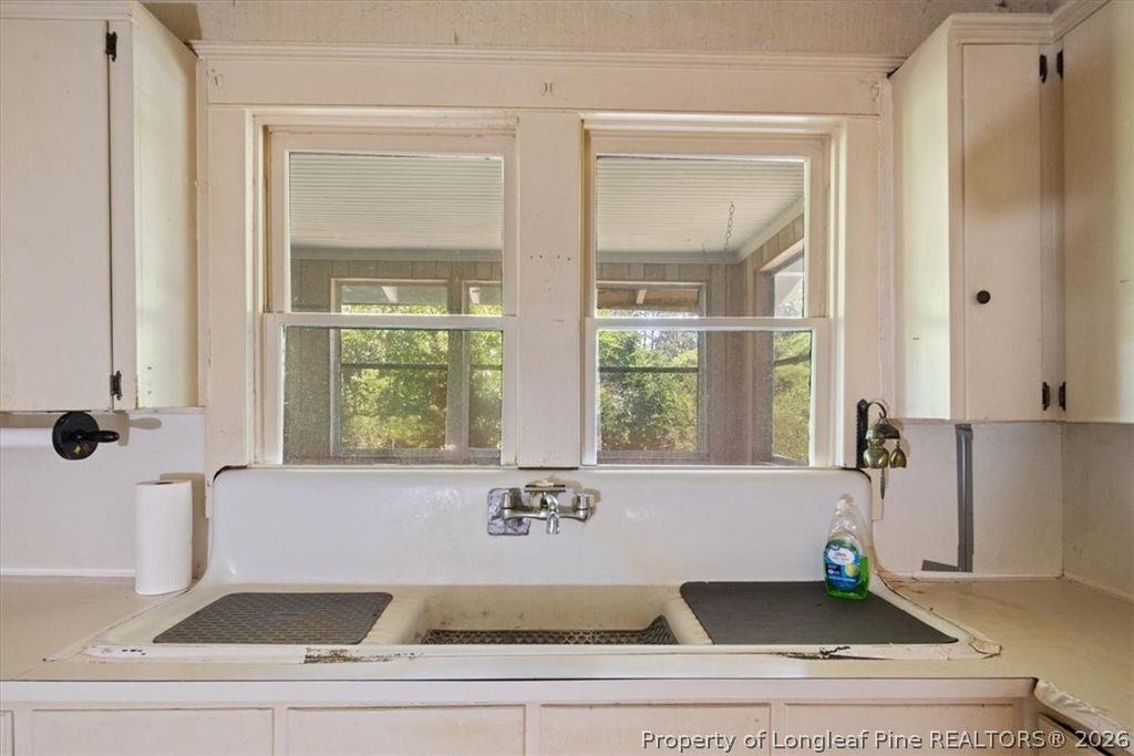 554 W Broad Street, St Pauls, NC 28384 — photo 20