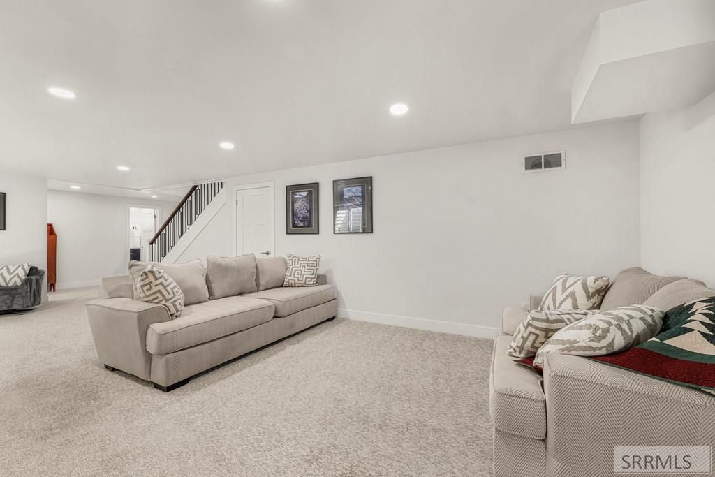 Image 38 of property listing at 128 Stone Run Lane, Idaho Falls, ID 83404