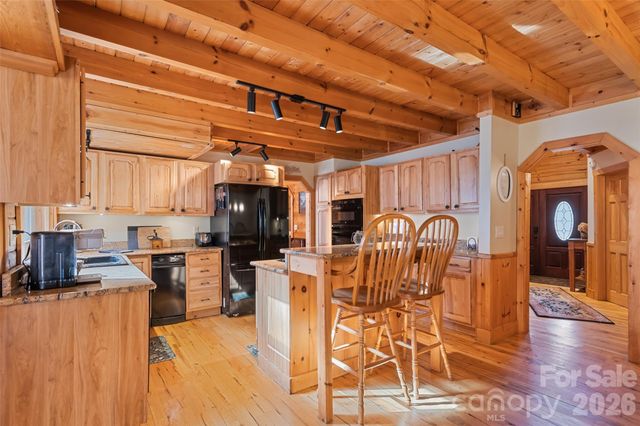 270 Admiration Court, Waynesville, NC 28785