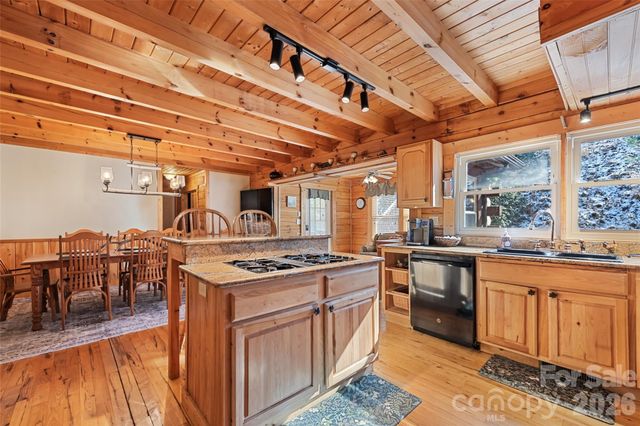 270 Admiration Court, Waynesville, NC 28785