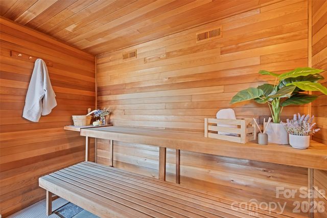 270 Admiration Court, Waynesville, NC 28785