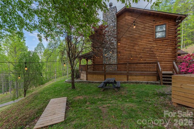 270 Admiration Court, Waynesville, NC 28785