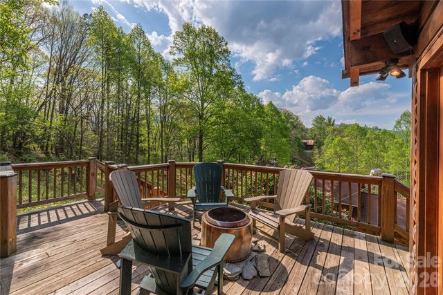 270 Admiration Court, Waynesville, NC 28785
