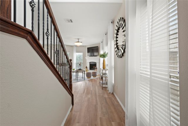 204 Black Bear Drive, Mckinney, TX 75071