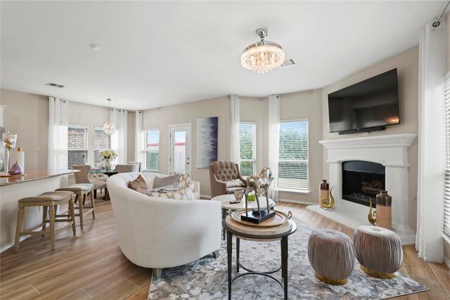 204 Black Bear Drive, Mckinney, TX 75071