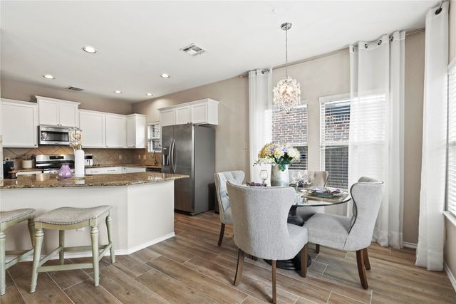 204 Black Bear Drive, Mckinney, TX 75071