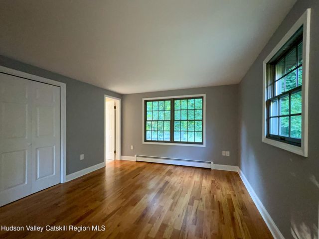 532 Plutarch Road, Highland, NY 12528
