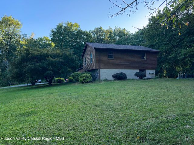 532 Plutarch Road, Highland, NY 12528