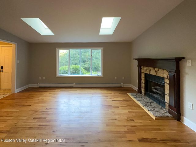 532 Plutarch Road, Highland, NY 12528