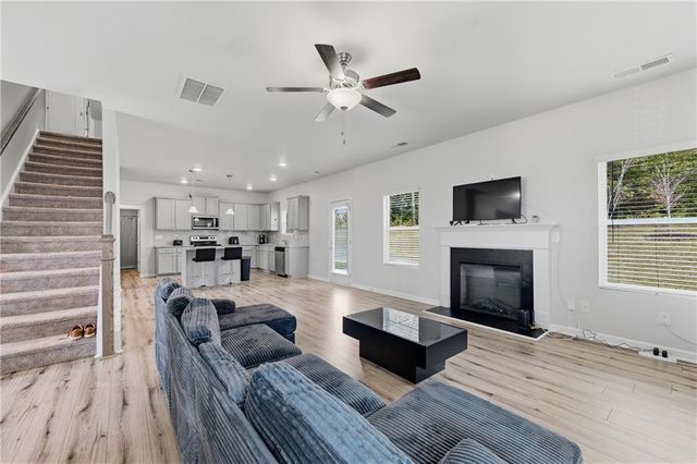 136 Petunia Court, Mcdonough, GA 30252