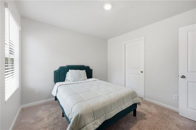 136 Petunia Court, Mcdonough, GA 30252