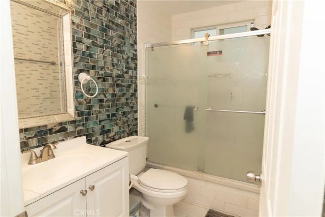 37630 12th East, Palmdale, CA 93550