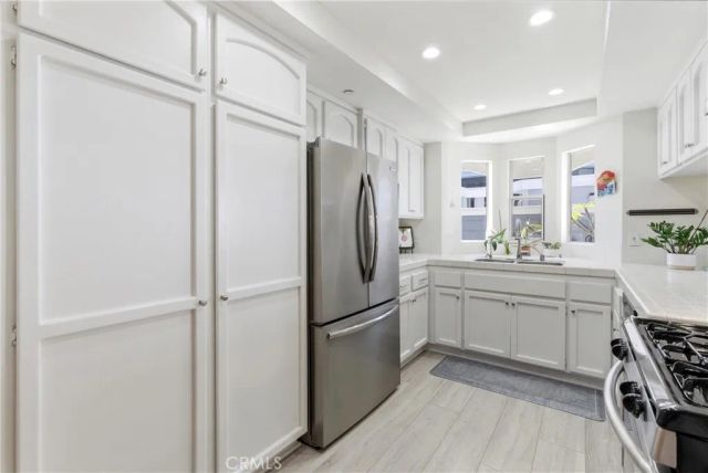 19116 Queensport Lane E, Huntington Beach, CA 92646