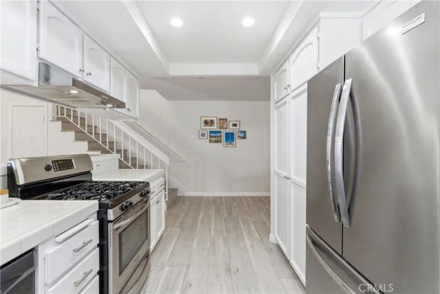 19116 Queensport Lane E, Huntington Beach, CA 92646