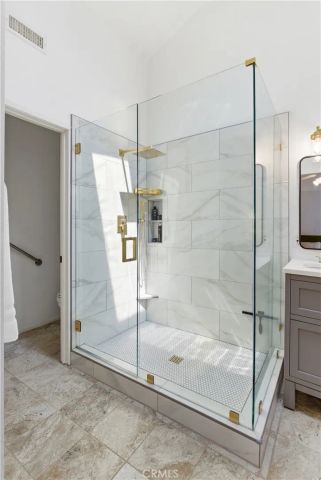 19116 Queensport Lane E, Huntington Beach, CA 92646