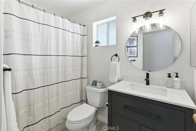 19116 Queensport Lane E, Huntington Beach, CA 92646