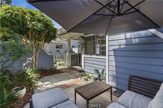 19116 Queensport Lane E, Huntington Beach, CA 92646