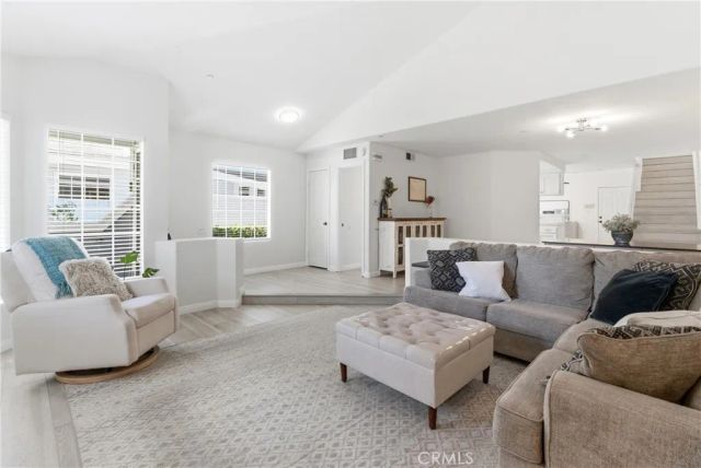 19116 Queensport Lane E, Huntington Beach, CA 92646