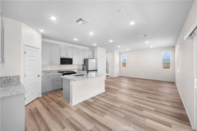 28577 Via Roble, Temecula, CA 92591