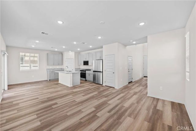 28577 Via Roble, Temecula, CA 92591