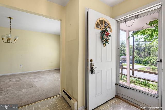 1501 W CHESTER RD, Coatesville, PA 19320