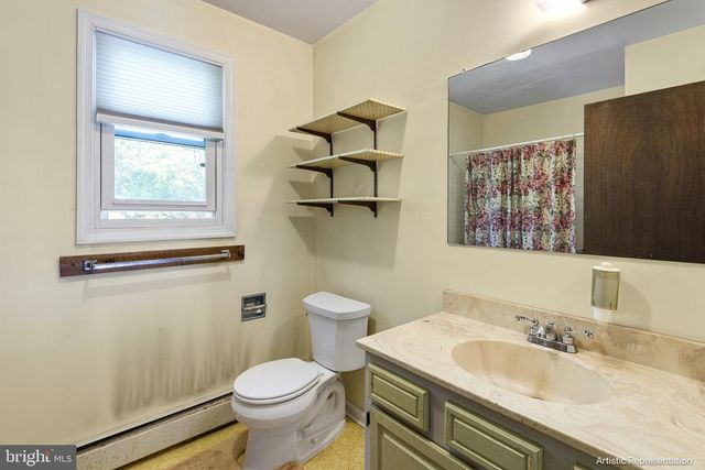 1501 W CHESTER RD, Coatesville, PA 19320