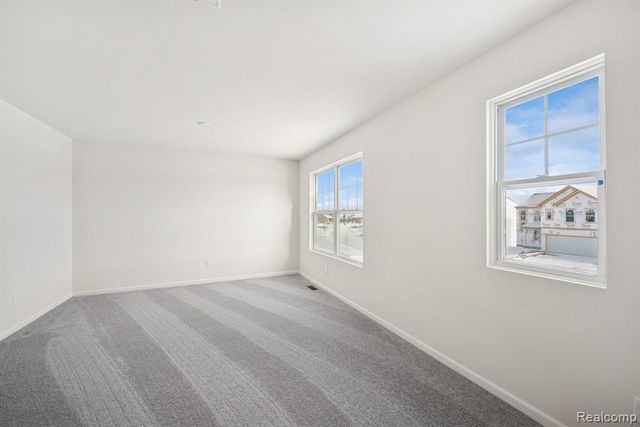 435 Hidden River, Holly, MI 48442