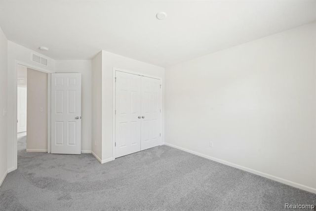 435 Hidden River, Holly, MI 48442