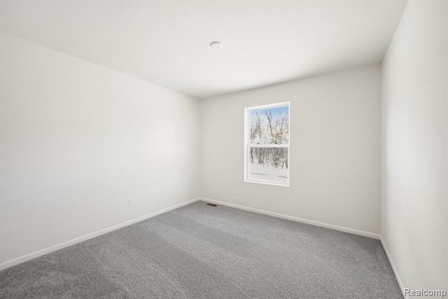 435 Hidden River, Holly, MI 48442