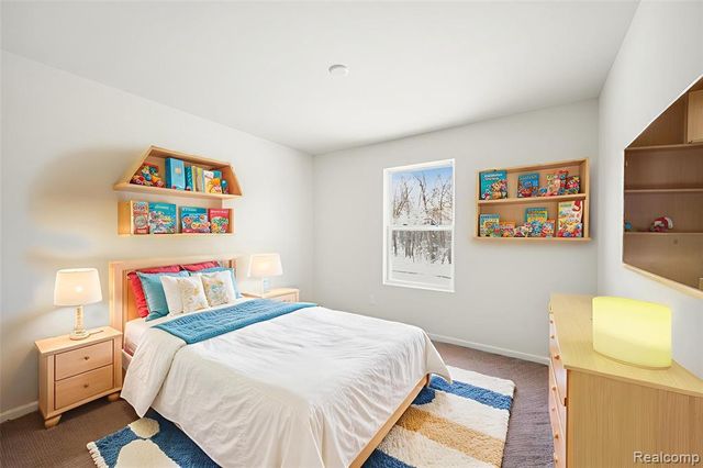 435 Hidden River, Holly, MI 48442